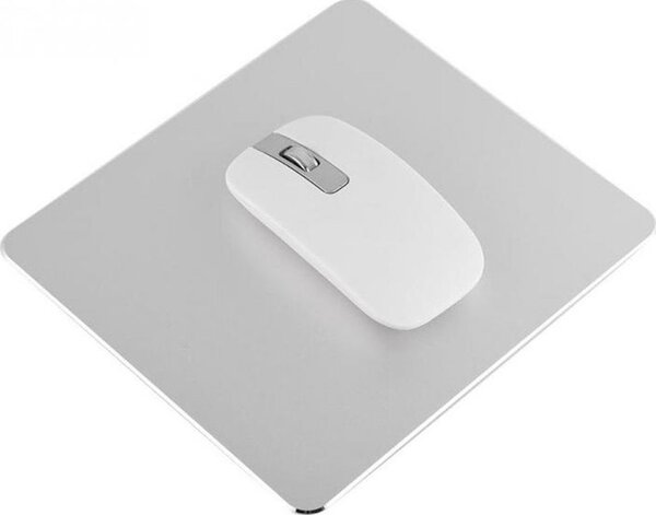 Strado Aluminum Silver Pad