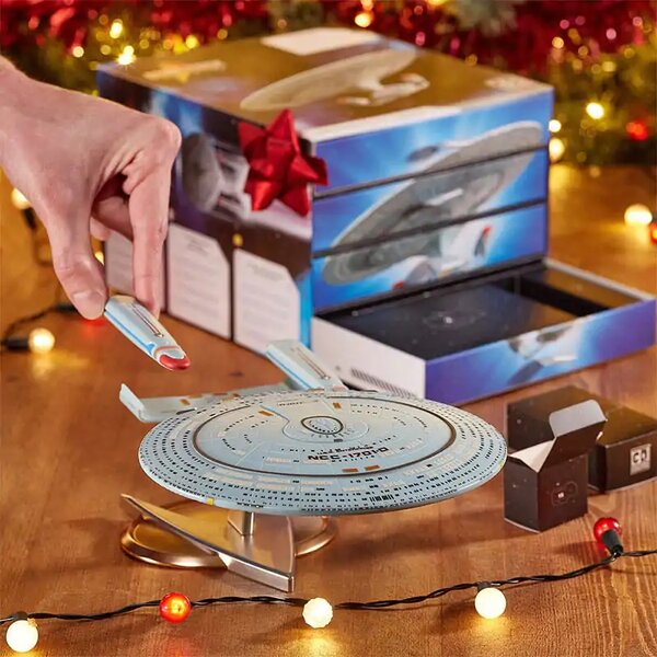 Numskull Countdown Star Trek NCC-1701-D adventi kalendárium figura