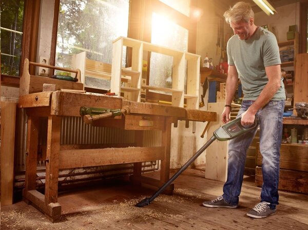 Bosch EasyVac 12 Set akkus kézi porszívó, 2,5 Ah-s akkumulátorral (06033D0001)