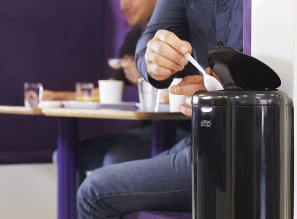 Tork hulladékgyűjtő szemetes Fekete 5L