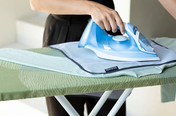 BRABANTIA Protective Ironing Cloth. hőálló vasaló alátét vasaláshoz. 400x600mm. átlátszó. hálós anyagból - 149481