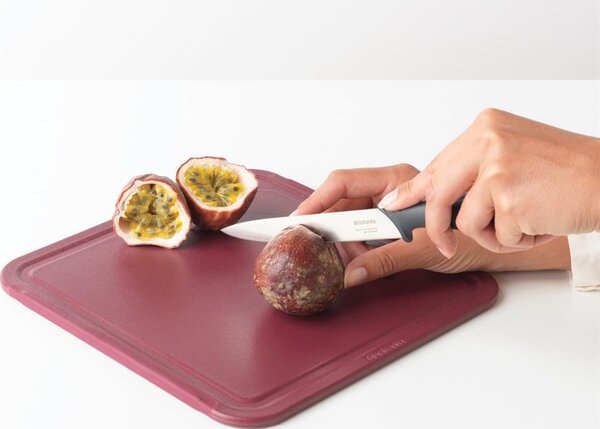 Brabantia Tasty+ Slice & Dice univerzális kés, beépített ujjvédővel, r.m. acél penge, műanyag markolat - 120947