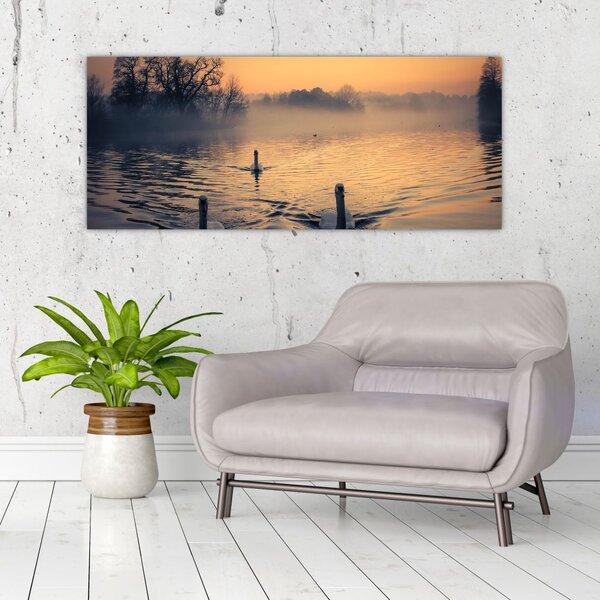 Hattyúk a vizen és a ködben képe (120x50 cm)