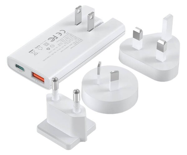 Choetech PD6011 USB-A / USB-C Hálózati töltő - Fehér (67W) + 3db Konnektor adapter