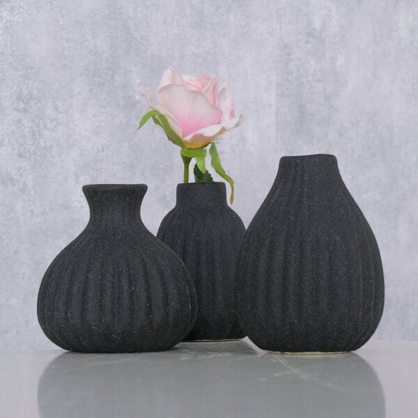 Wazon ceramiczny w prążki ESKO, czarny mat