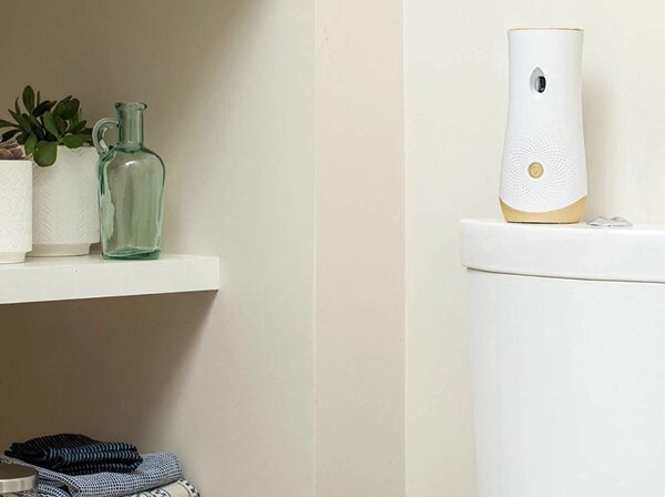 Glade Automatic Spray Illatosító készülék (japán kert)