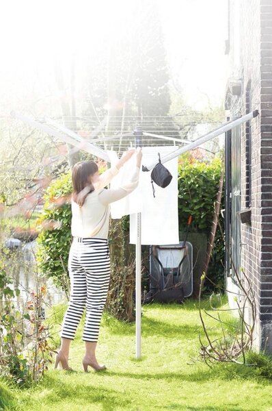Brabantia Rotary Dryer Lift-O-Matic Advance kerti ruhaszárító 50m, forgatható, D=50mm, ultra könnyen állítható magasság, földbe szúrható, védőzsák, csipesztartó, metál szürke - 100246