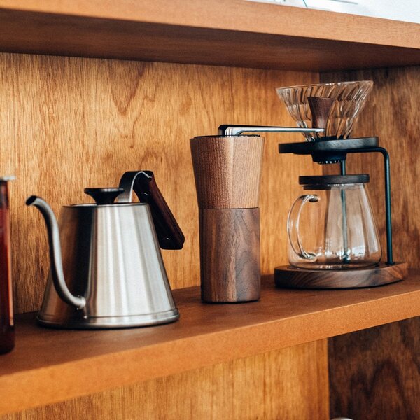 Hario Drip Kettle Walnut 600ml elektromos vízforraló