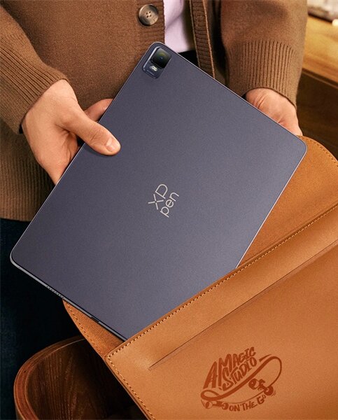 XP-PEN Grafikus kijelző - Magic Drawing Pad (12,2", IPS, 3:2, 2160x1440, 2540 LPI, PS 16384, Android 14, 8GB, 256GB, BT)