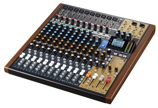Tascam MODEL 16 Csatornás Analóg Keverőpult Mixer - Barna / Fekete