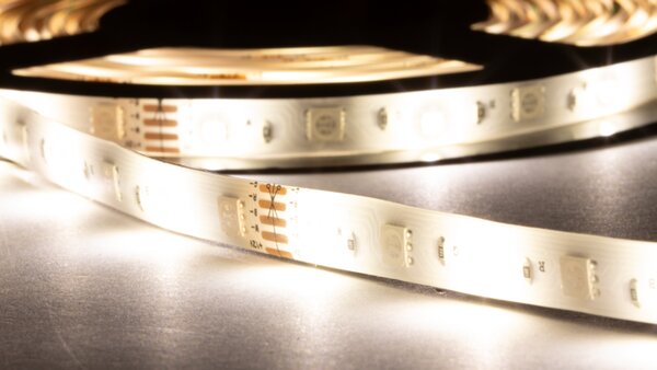 LED szalag szet, kültéri 220-240V, 50Hz, 83lm/W, 4.8W/m,400lm/m W=10m, 2m, RGBW, IP44