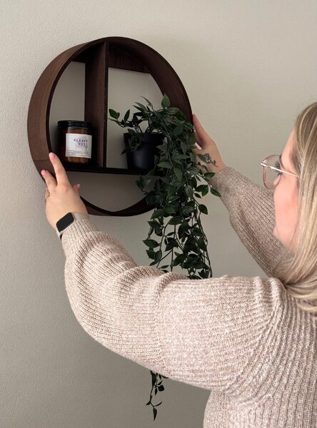 Fali dekoratív polc ACCENTS 37 cm - több színben Szín: Sötétbarna