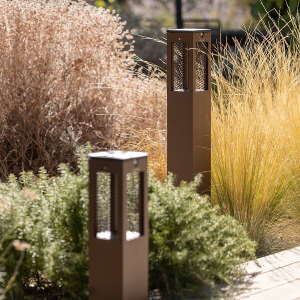 Les Jardins LED-es napelemes útvilágítás Tradition Sensor Corten 90cm, dimmelhető, Barna / rozsda, Alumínium, Modern