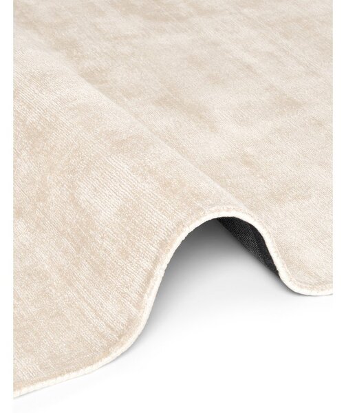 Elefántcsont színű kézi szövésű viszkóz szőnyeg 120x180 cm Noemi – Vikosa