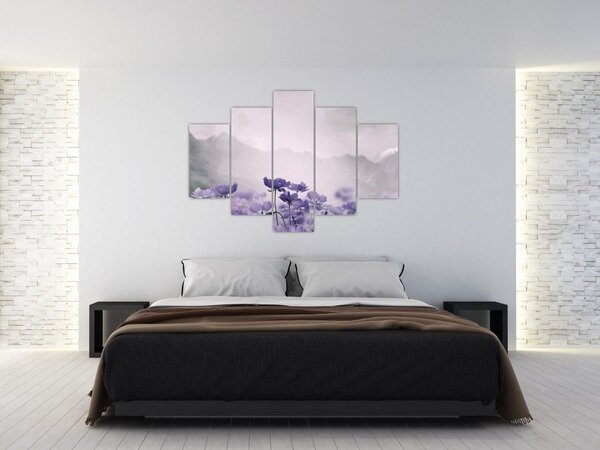Kép - Lila virágok a hegyekben (150x105 cm)