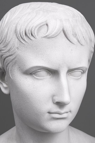 Augustus császár mellszobor márvány luxus lakberendezés görög római