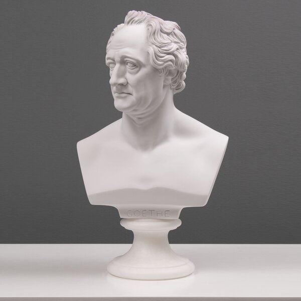 Goethe mellszobor márvány luxus lakberendezés modern lakásdekoráció