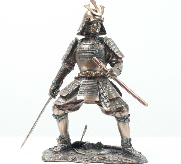 Szamuráj Harcos Szobor (Hidegen öntött bronz szobor) japán férfi