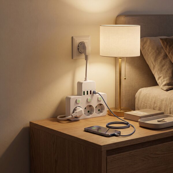 Toolight Toollight, JNH018, 3 foglalatos + 3× USB-A + USB-C elosztó LED lámpával, fehér, OSW-56306
