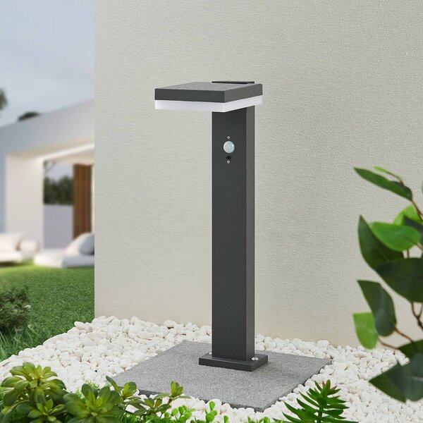 Lindby Laira LED napelemes talapzati lámpa, 50 cm, Fekete, Alumínium, Modern
