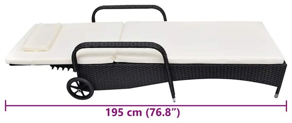 Fekete polyrattan napozóágy párnával és kerekekkel