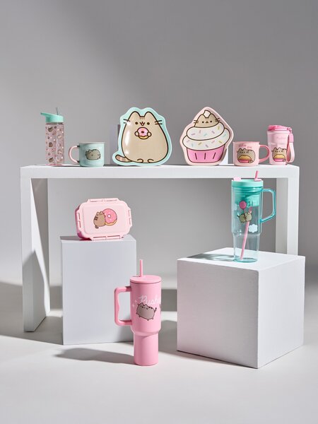 Sinsay - Kulacs fogantyúval és szívószállal Pusheen the Cat - többszínű