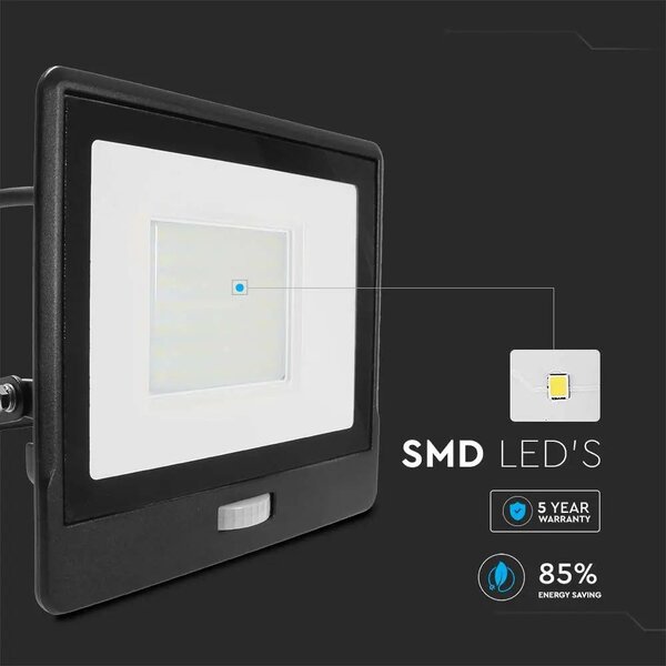 V-TAC beépített mozgásérzékelős LED reflektor 50W hideg fehér, fekete házzal - SKU 20291