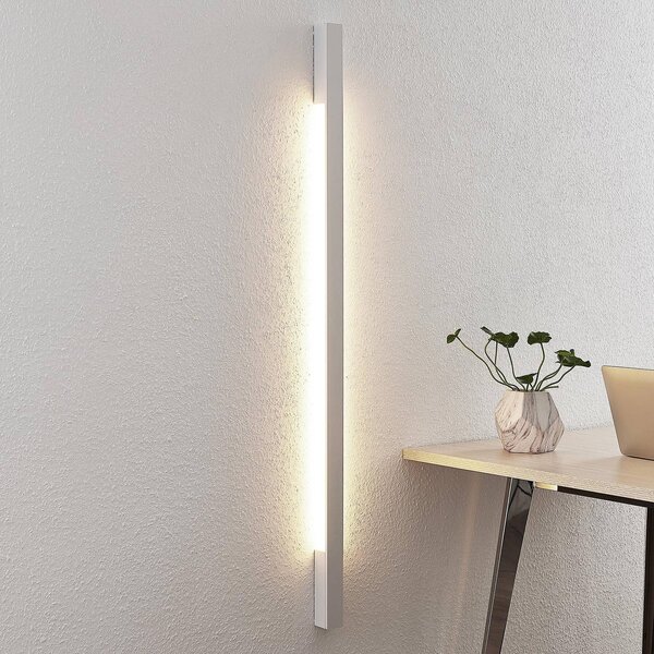Arcchio LED fali lámpa Ivano, 130 cm, fehér, alumínium, Fehér / opál, Folyosó, Alumínium, Modern
