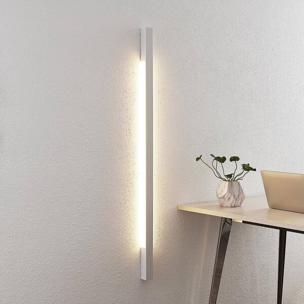Arcchio LED fali lámpa Ivano, 130 cm, fehér, alumínium, Fehér / opál, Folyosó, Alumínium, Modern