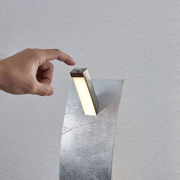 Lucande LED-es asztali lámpa Marija, ezüst színű, fényerőszabályzó, 62 cm, dimmelhető, Króm / ezüst, Nappali / Étkező, fém, Modern