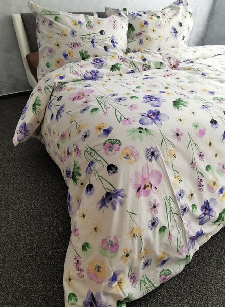 Mezei virágok fehér pamut ágyneműhuzat TiaHome - 1x Párna 90x70cm, 1x Paplan 140x200cm