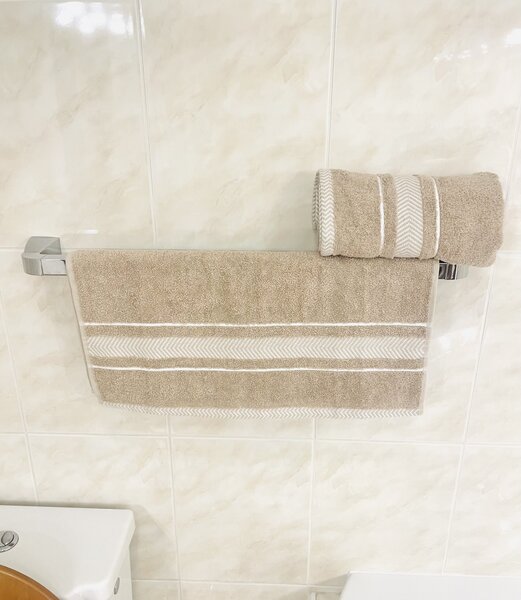 Frottír törölköző deluxe Monaco barna 50x90cm TiaHome