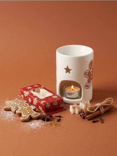Sinsay - Illatos viaszmelegítő Gingerbread Cookie - piros