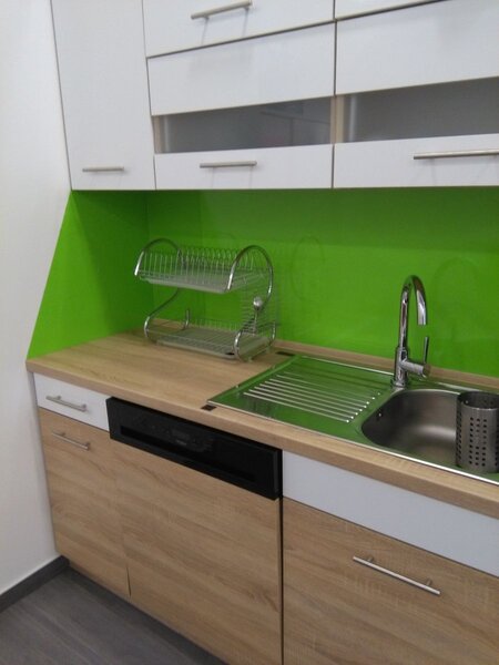 Wallplex falburkoló konyhapanel Egyszínű (Méret: Közepes 60x180, Szín: Fekete 502)